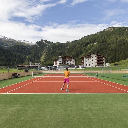 Kinder- & Gletscherhotel Hintertuxerhof Eksteriør billede