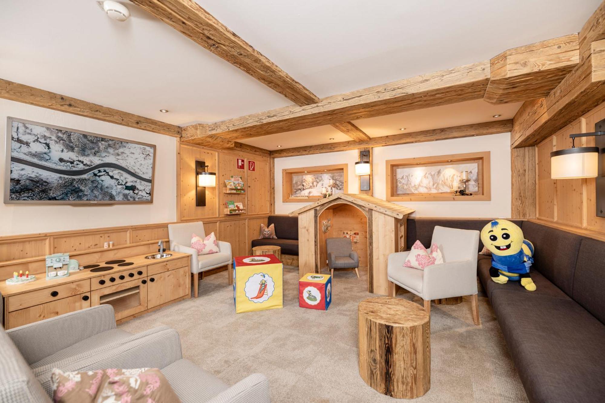 Kinder- & Gletscherhotel Hintertuxerhof Eksteriør billede